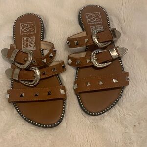 New without tags size 8 western Everglades Brown Studded Sandals